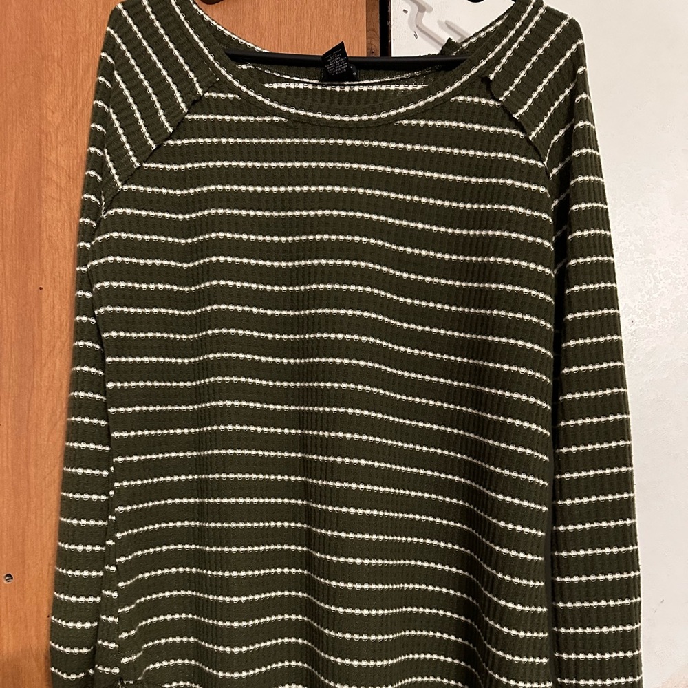 Rue 21 top
Green with white stripes. New without tags.